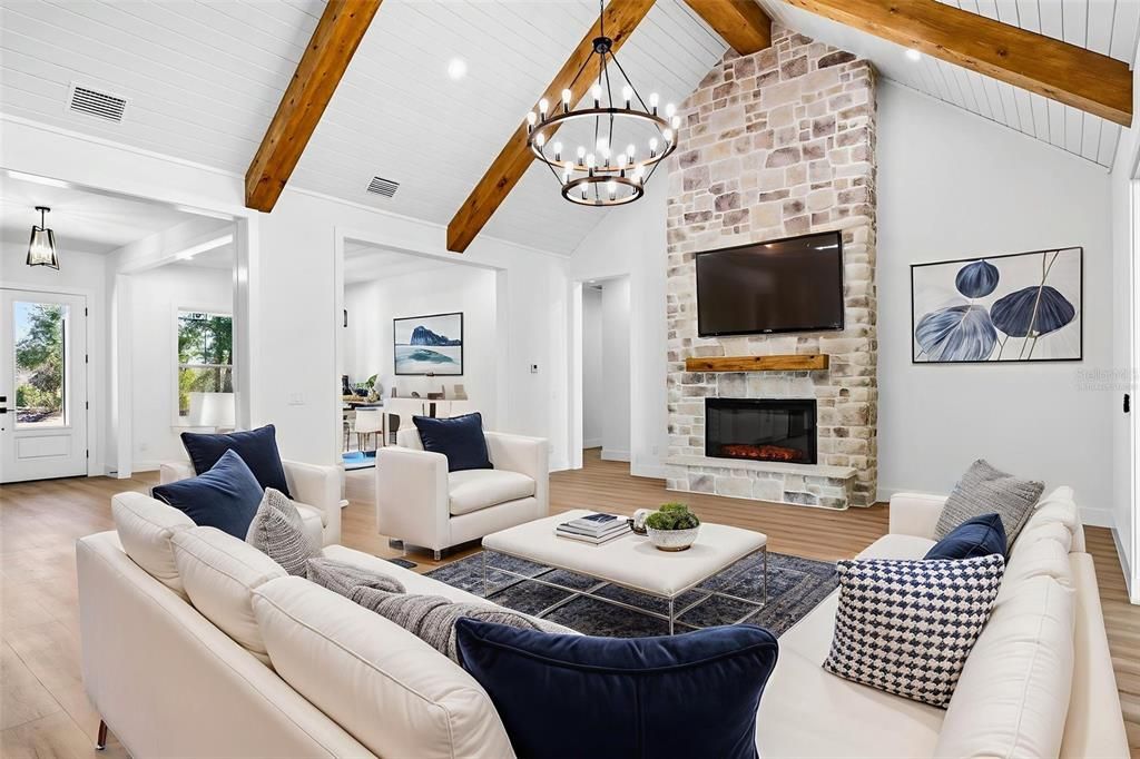 For Sale: $1,259,000 (5 beds, 4 baths, 3752 Square Feet)