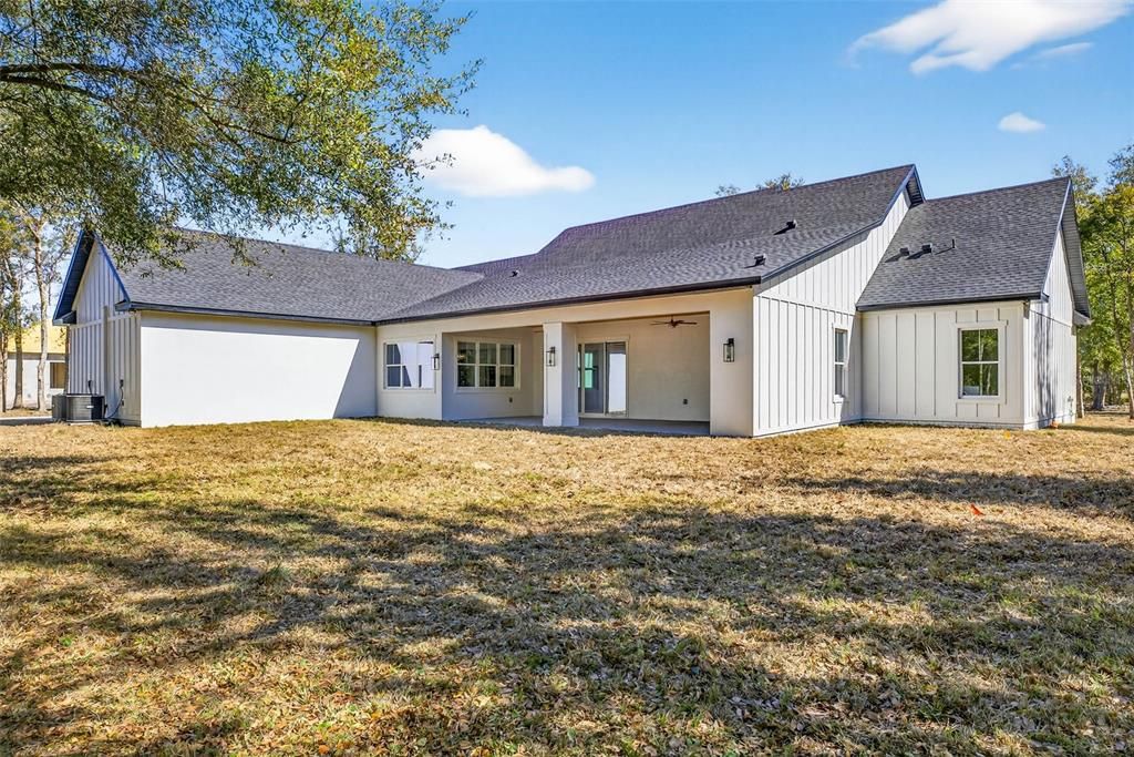For Sale: $1,259,000 (5 beds, 4 baths, 3752 Square Feet)