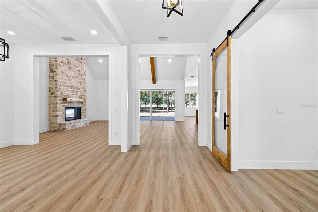 For Sale: $1,259,000 (5 beds, 4 baths, 3752 Square Feet)