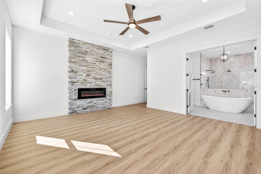 For Sale: $1,259,000 (5 beds, 4 baths, 3752 Square Feet)