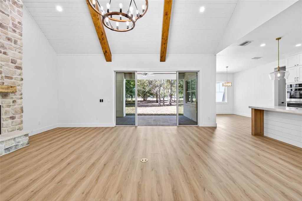 For Sale: $1,259,000 (5 beds, 4 baths, 3752 Square Feet)