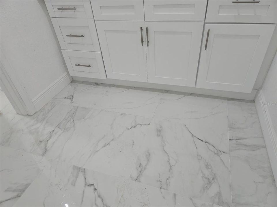 En Venta: $299,995 (0 camas, 0 baños, 1496 Pies cuadrados)
