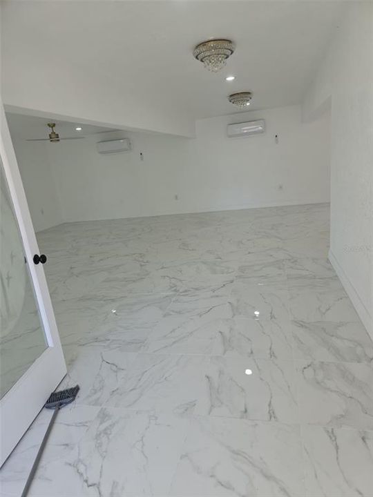 En Venta: $299,995 (0 camas, 0 baños, 1496 Pies cuadrados)