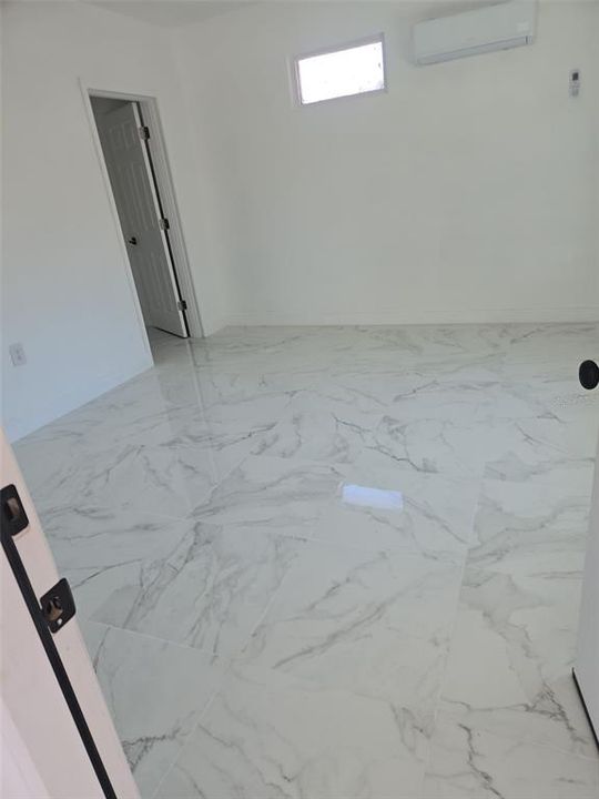 En Venta: $299,995 (0 camas, 0 baños, 1496 Pies cuadrados)
