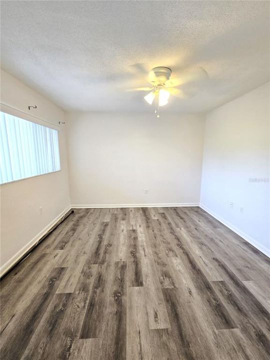 Под контрактом: $1,150 (1 спален, 1 ванн, 585 Квадратных фут)