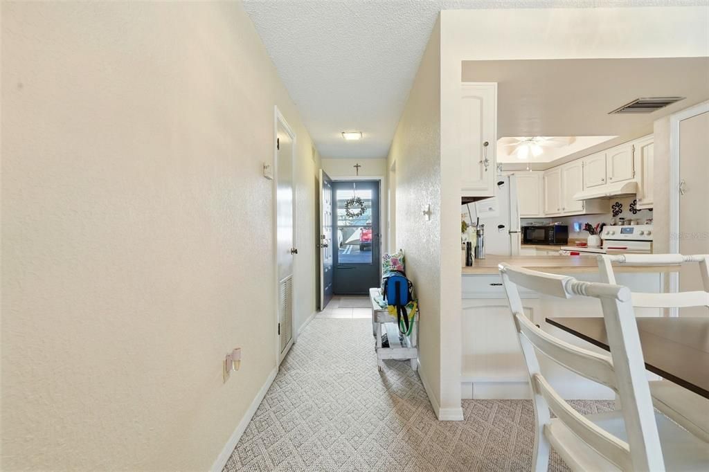 En Venta: $245,000 (2 camas, 2 baños, 1219 Pies cuadrados)