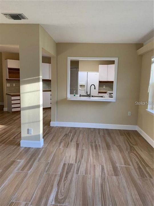 En Renta: $3,200 (4 camas, 3 baños, 2587 Pies cuadrados)