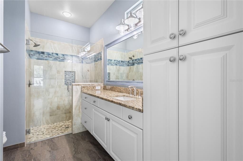 На продажу: $599,999 (3 спален, 2 ванн, 1623 Квадратных фут)