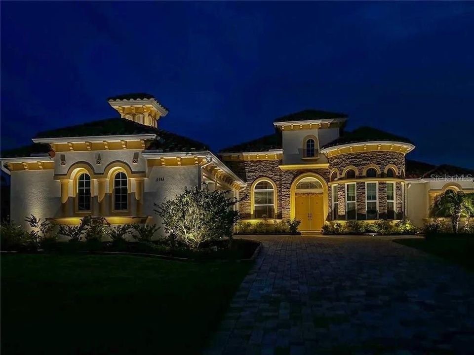 For Sale: $1,598,900 (5 beds, 3 baths, 3440 Square Feet)