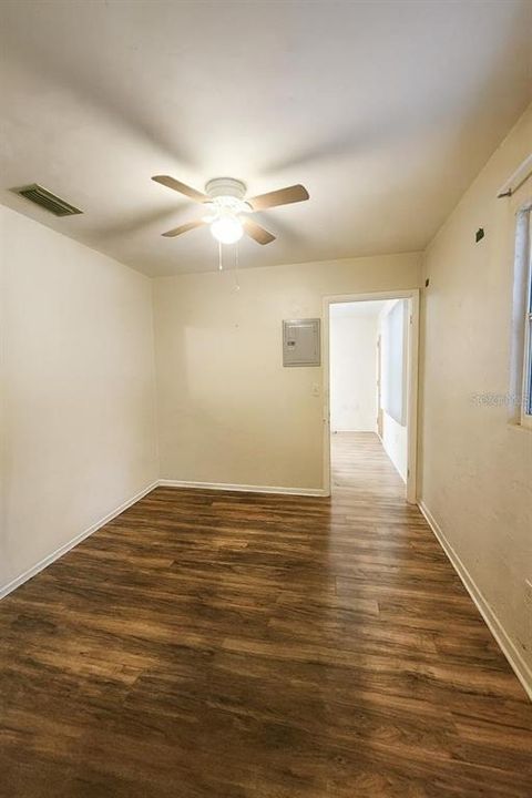 En Venta: $279,900 (3 camas, 0 baños, 1376 Pies cuadrados)