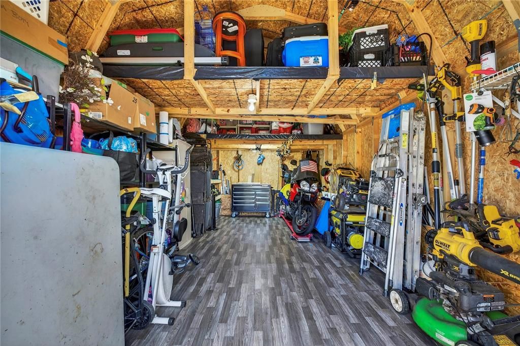 For Sale: $439,999 (3 beds, 2 baths, 1404 Square Feet)