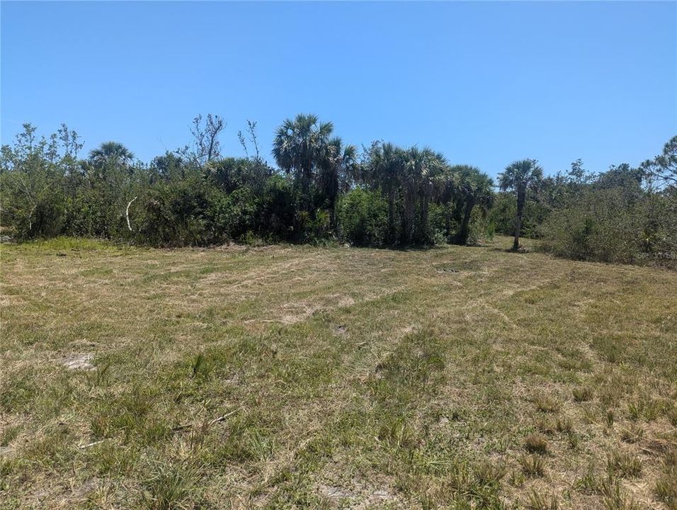 En Venta: $380,000 (5.97 acres)