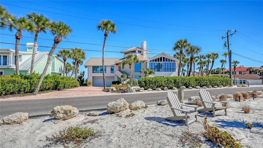 En Venta: $6,995,000 (4 camas, 3 baños, 5590 Pies cuadrados)