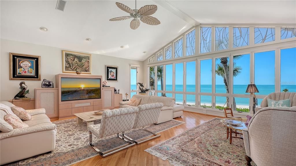 En Venta: $6,995,000 (4 camas, 3 baños, 5590 Pies cuadrados)