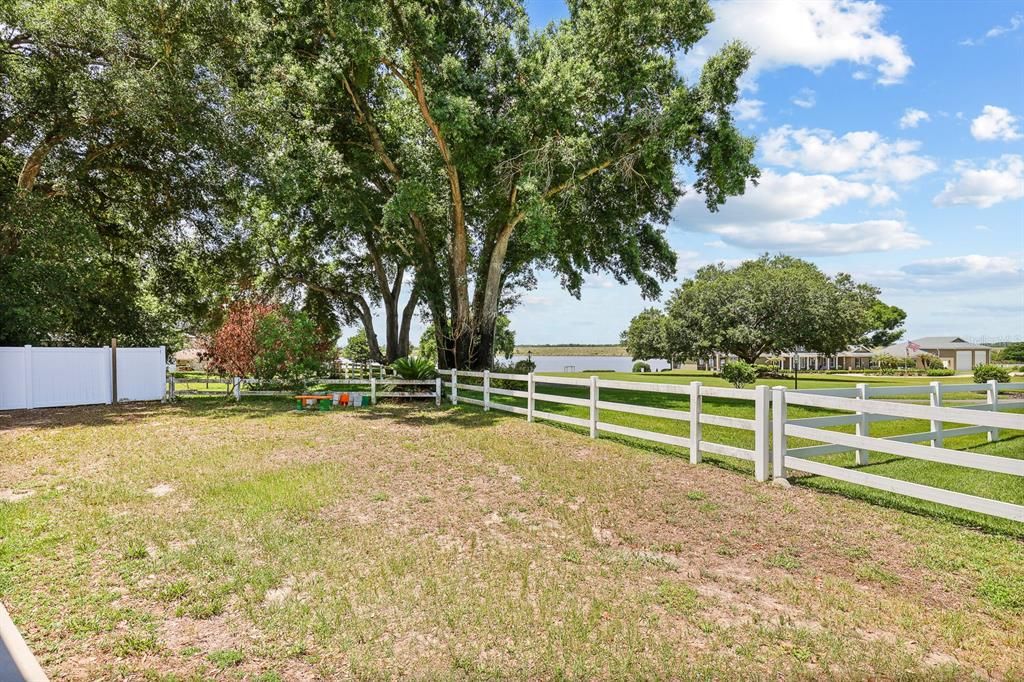 Active With Contract: $515,000 (3 beds, 3 baths, 2900 Square Feet)