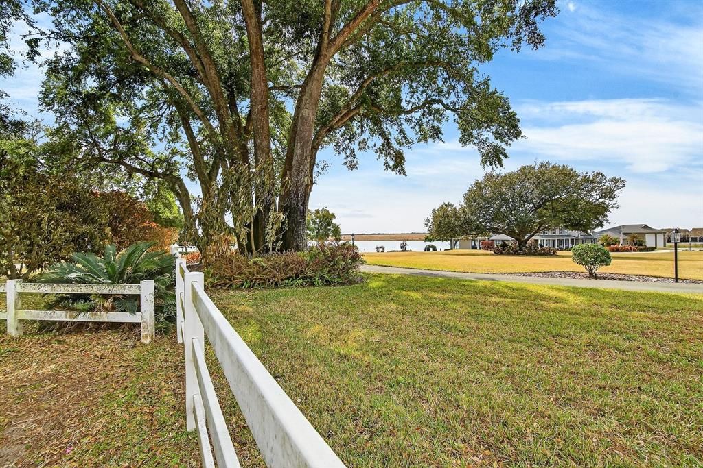 Active With Contract: $515,000 (3 beds, 3 baths, 2900 Square Feet)