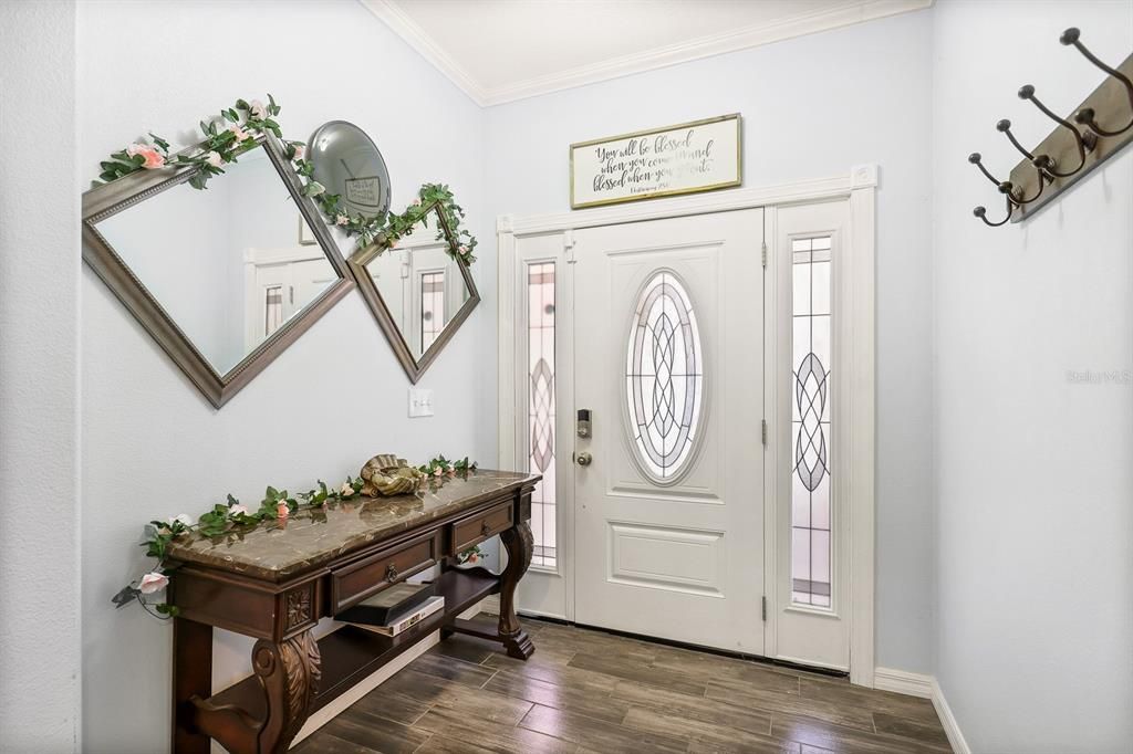 Active With Contract: $515,000 (3 beds, 3 baths, 2900 Square Feet)