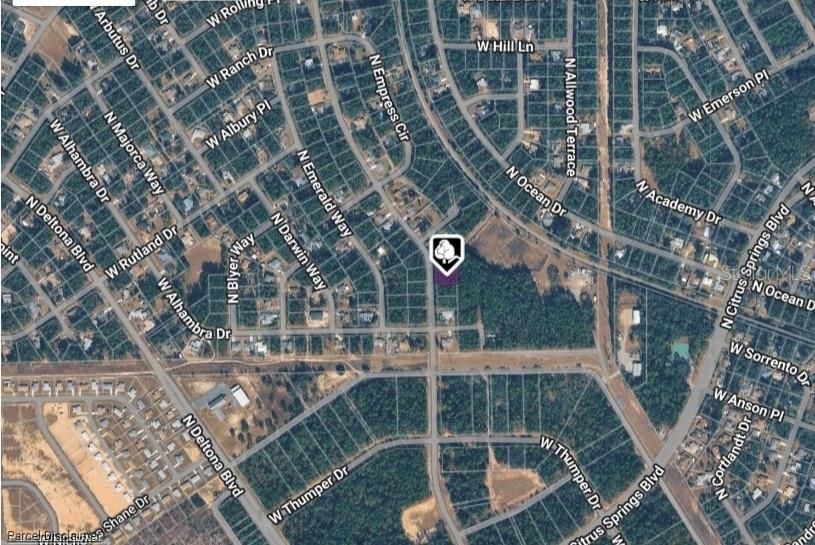 Activo con contrato: $24,900 (0.23 acres)