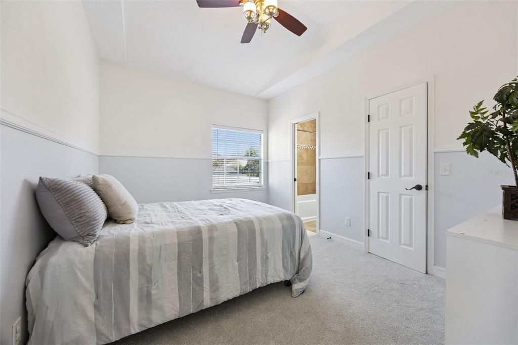Activo con contrato: $1,250,000 (5 camas, 4 baños, 4078 Pies cuadrados)