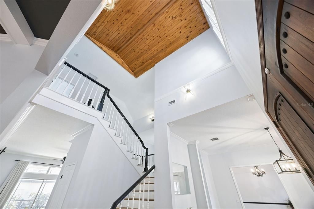 Activo con contrato: $1,250,000 (5 camas, 4 baños, 4078 Pies cuadrados)