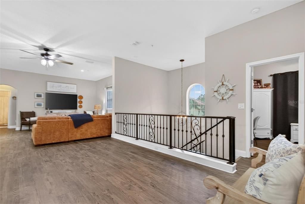 На продажу: $375,000 (3 спален, 2 ванн, 1870 Квадратных фут)