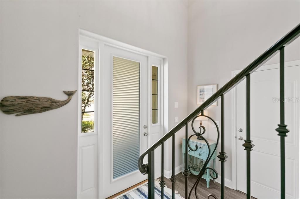 На продажу: $375,000 (3 спален, 2 ванн, 1870 Квадратных фут)