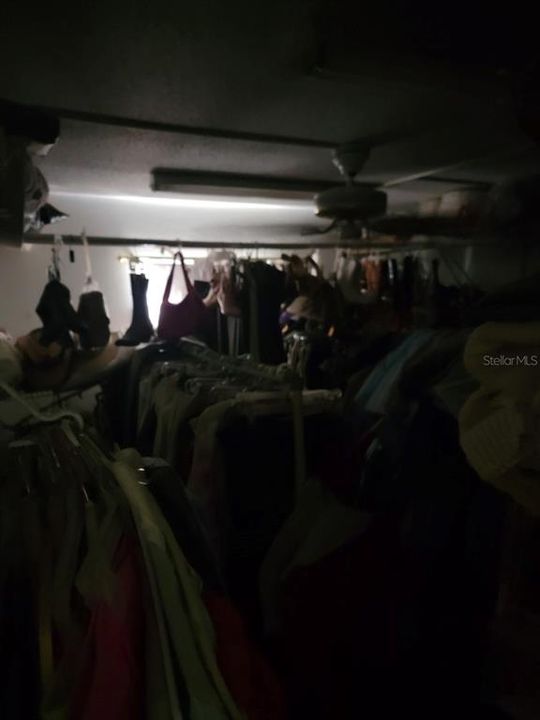 Activo con contrato: $60,000 (3 camas, 2 baños, 1183 Pies cuadrados)
