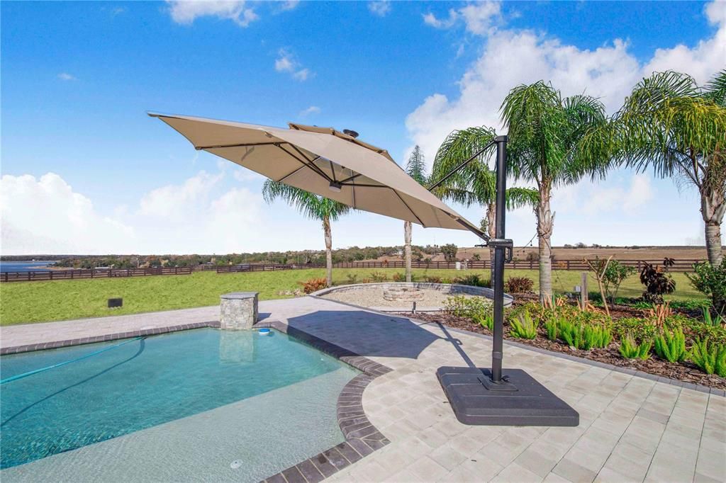 En Venta: $1,450,000 (4 camas, 3 baños, 4000 Pies cuadrados)