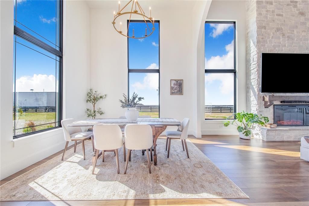En Venta: $1,450,000 (4 camas, 3 baños, 4000 Pies cuadrados)