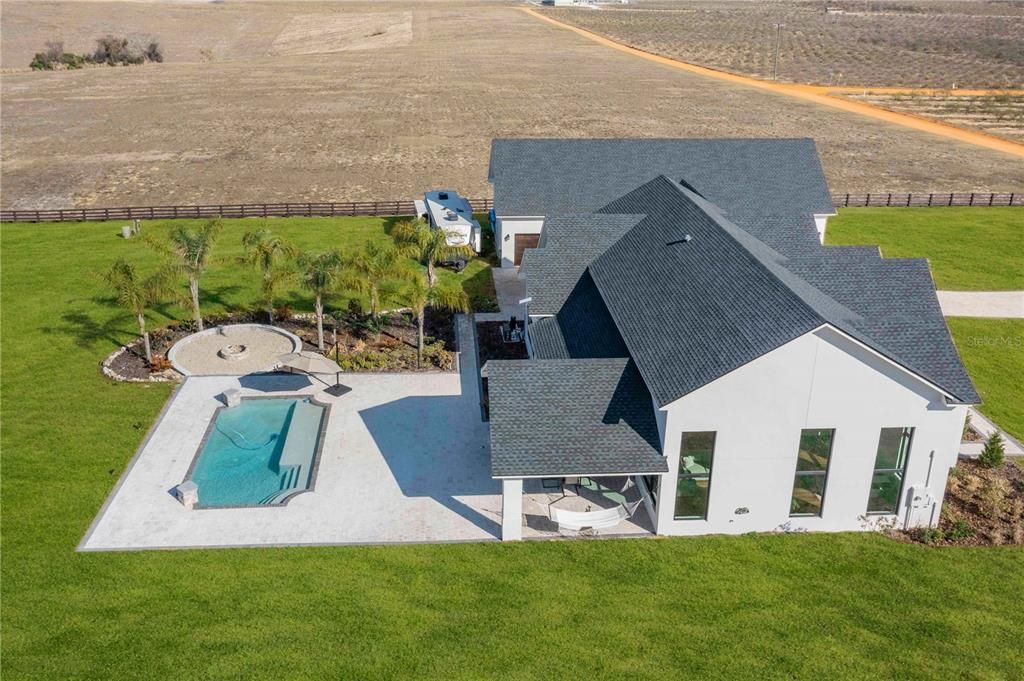 En Venta: $1,450,000 (4 camas, 3 baños, 4000 Pies cuadrados)