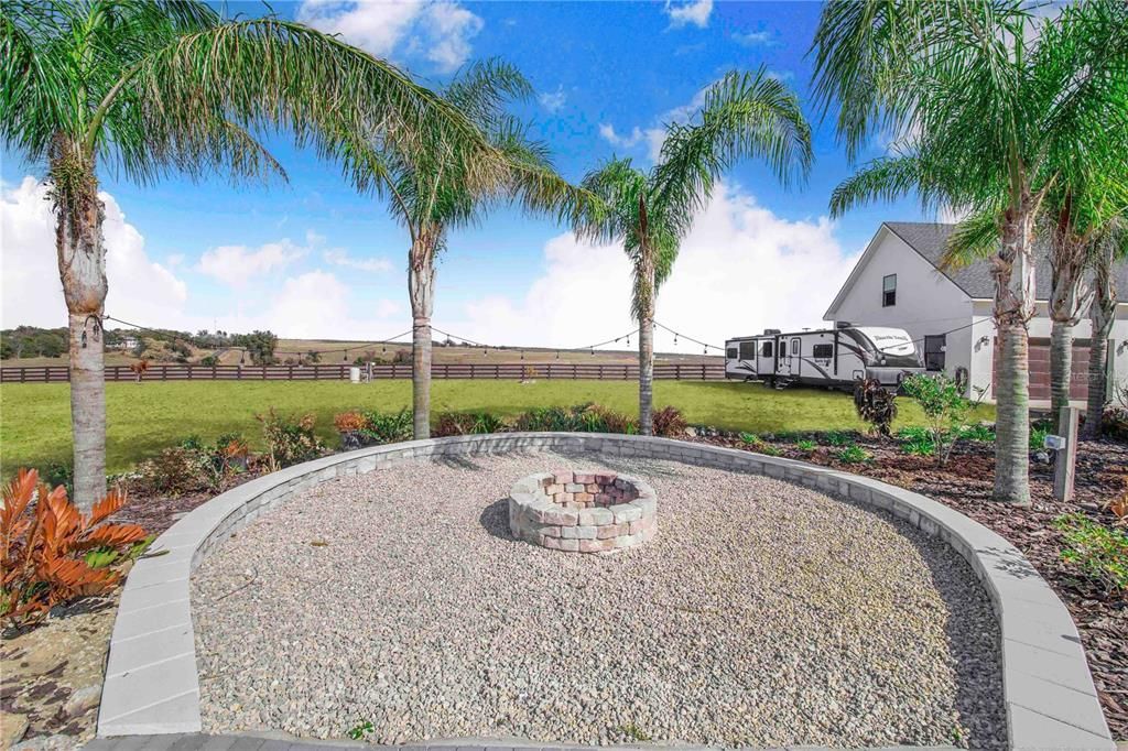 En Venta: $1,450,000 (4 camas, 3 baños, 4000 Pies cuadrados)
