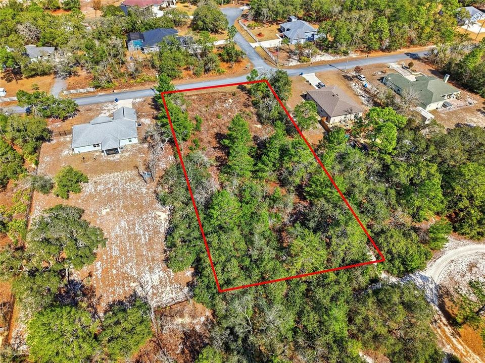 En Venta: $80,000 (0.75 acres)