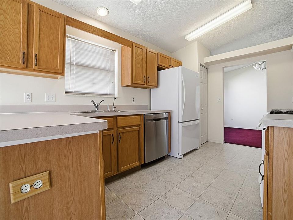 En Venta: $223,247 (3 camas, 2 baños, 1620 Pies cuadrados)