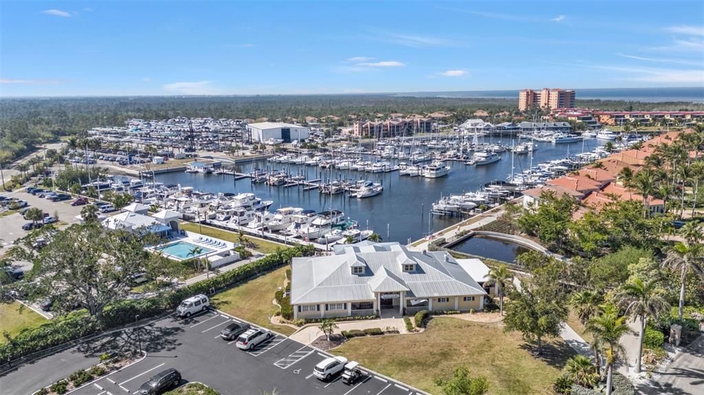 На продажу: $550,000 (3 спален, 3 ванн, 2351 Квадратных фут)