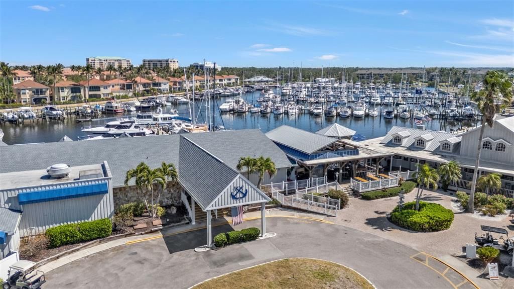 На продажу: $550,000 (3 спален, 3 ванн, 2351 Квадратных фут)