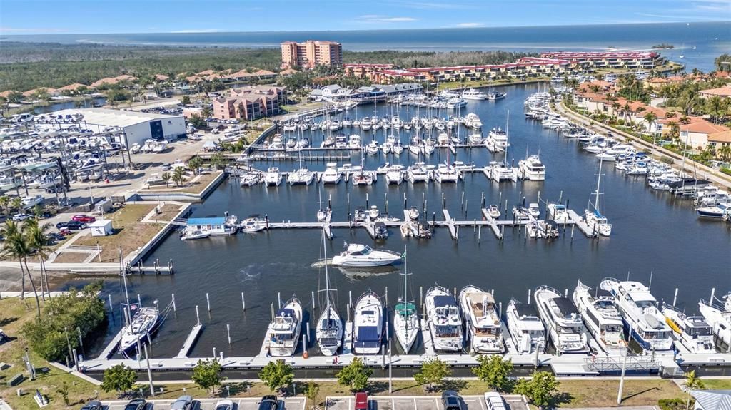 На продажу: $550,000 (3 спален, 3 ванн, 2351 Квадратных фут)