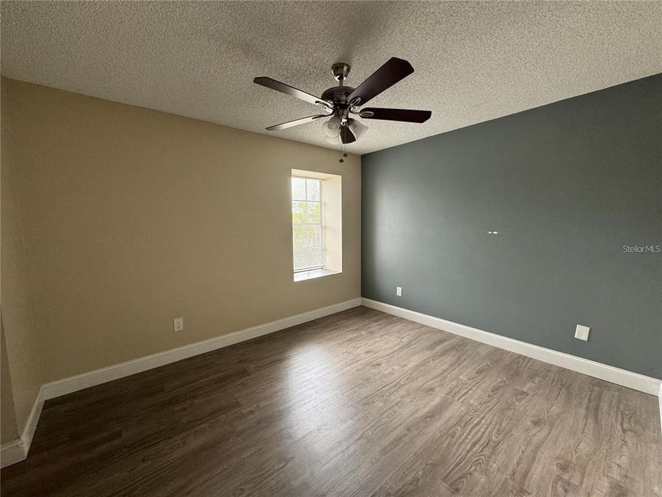 For Rent: $2,400 (3 beds, 2 baths, 1401 Square Feet)