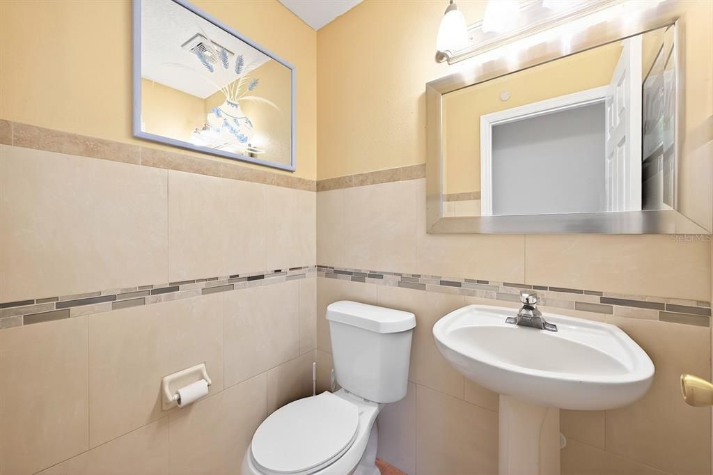 На продажу: $699,000 (4 спален, 4 ванн, 3246 Квадратных фут)