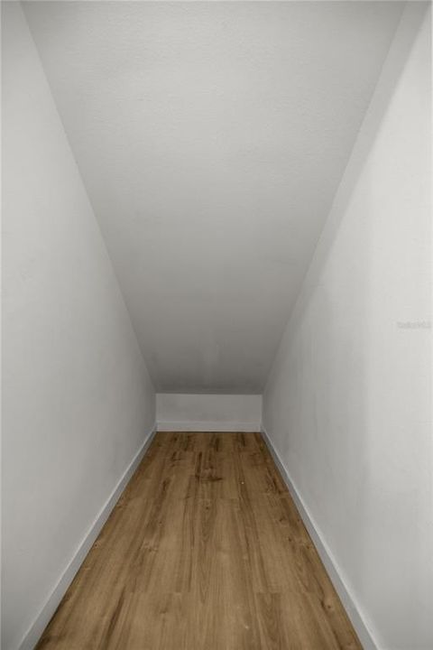 For Sale: $268,900 (3 beds, 2 baths, 1200 Square Feet)