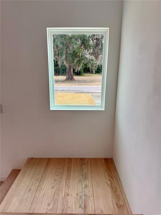 For Sale: $268,900 (3 beds, 2 baths, 1200 Square Feet)