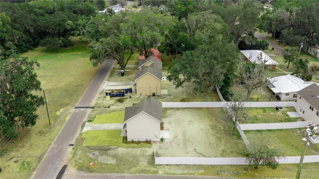 For Sale: $268,900 (3 beds, 2 baths, 1200 Square Feet)