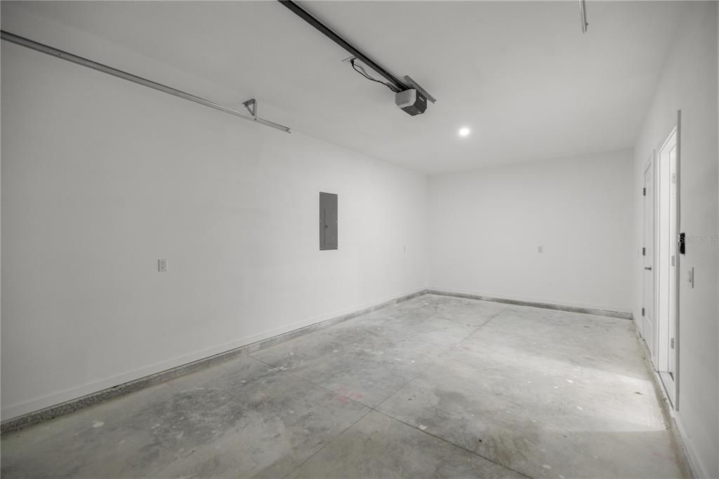 For Sale: $268,900 (3 beds, 2 baths, 1200 Square Feet)