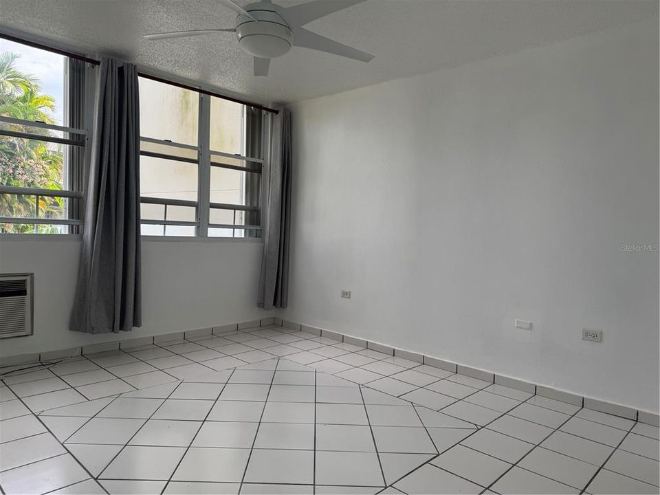 出租: $1,700 (3 贝兹, 2 浴室, 1665 平方英尺)