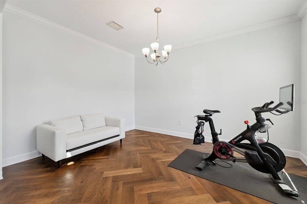 На продажу: $599,999 (5 спален, 3 ванн, 3292 Квадратных фут)