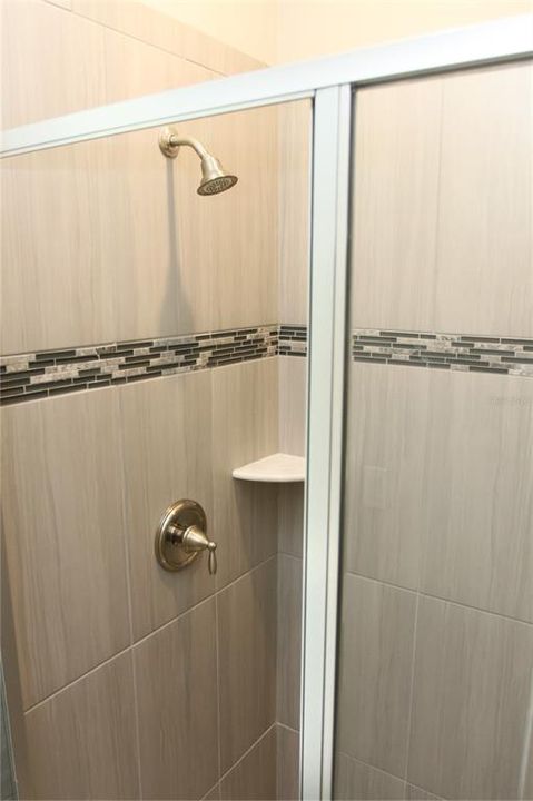 На продажу: $875,000 (6 спален, 4 ванн, 4239 Квадратных фут)