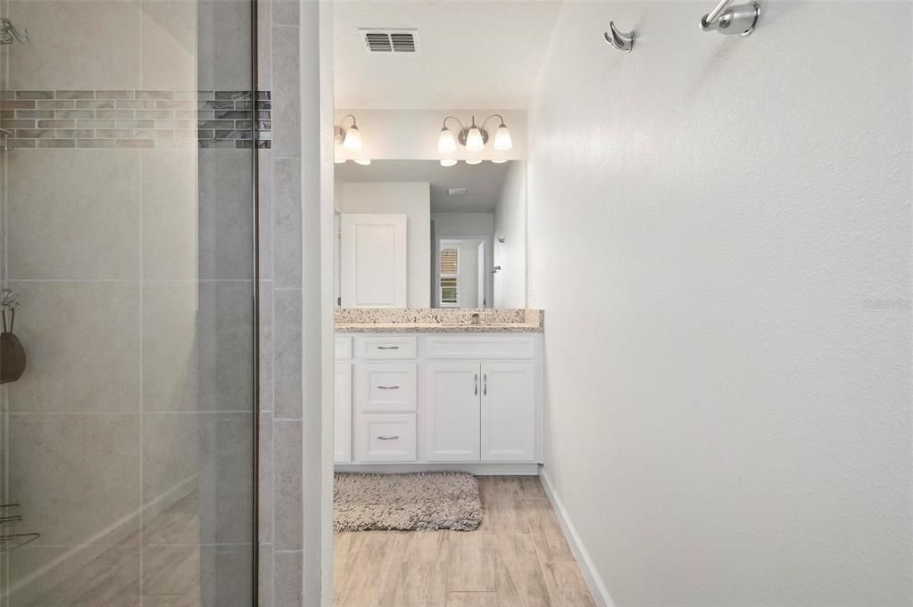 Active With Contract: $2,250 (3 beds, 2 baths, 1635 Square Feet)
