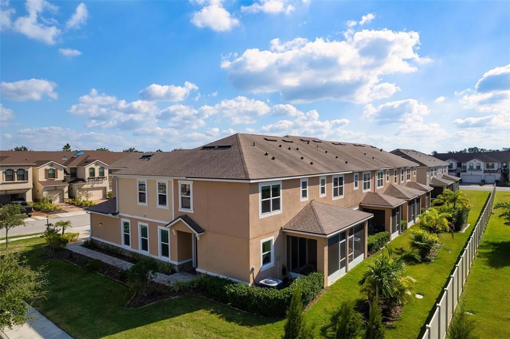 Active With Contract: $2,250 (3 beds, 2 baths, 1635 Square Feet)