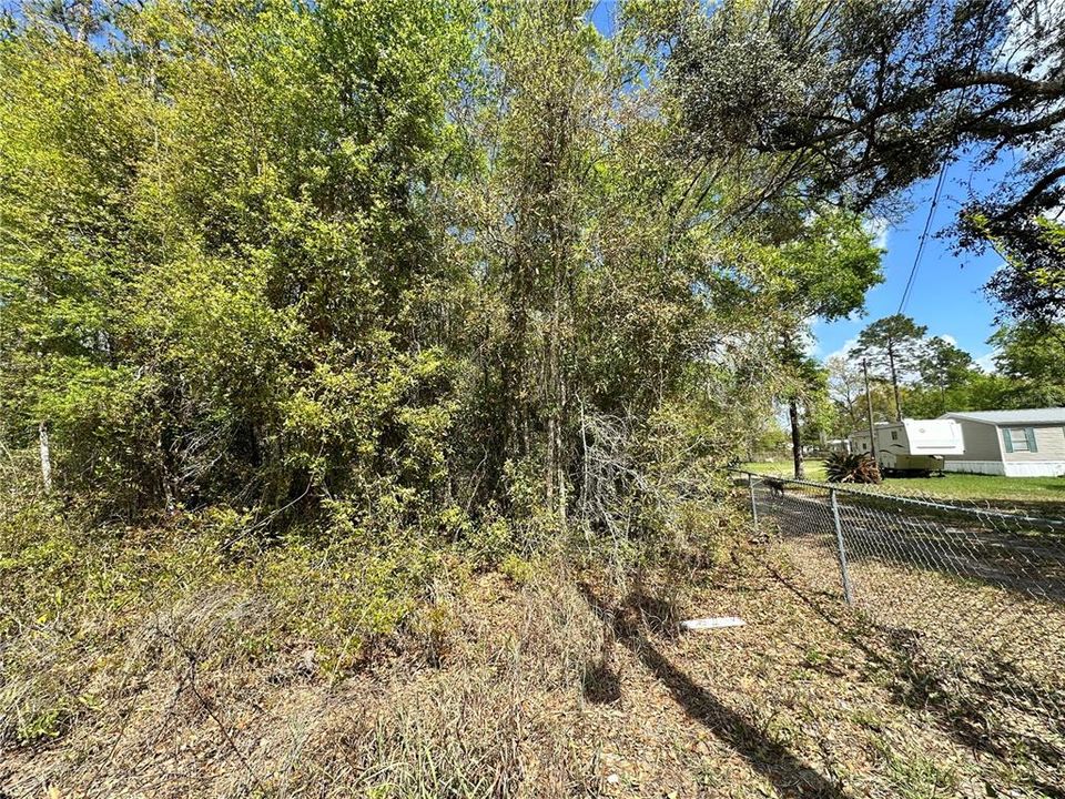 待售: $19,000 (0.46 acres)