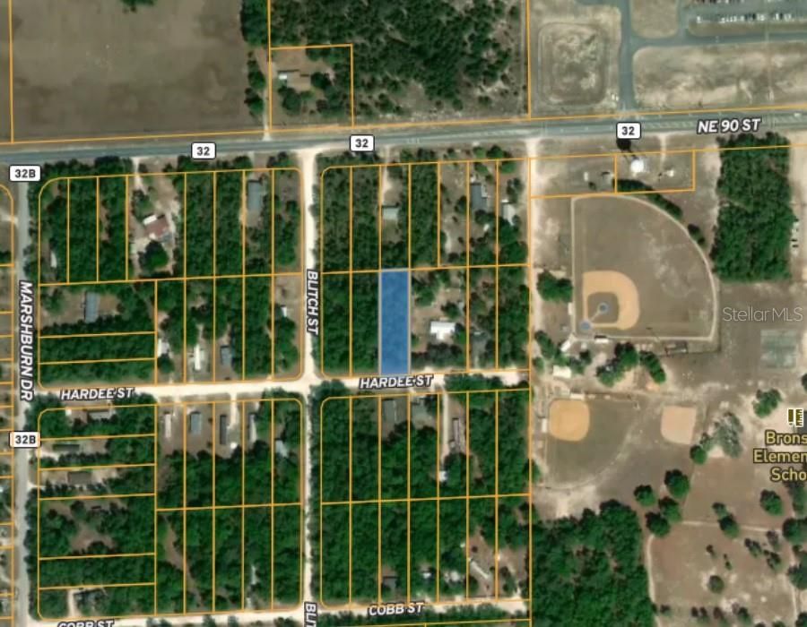 待售: $19,000 (0.46 acres)