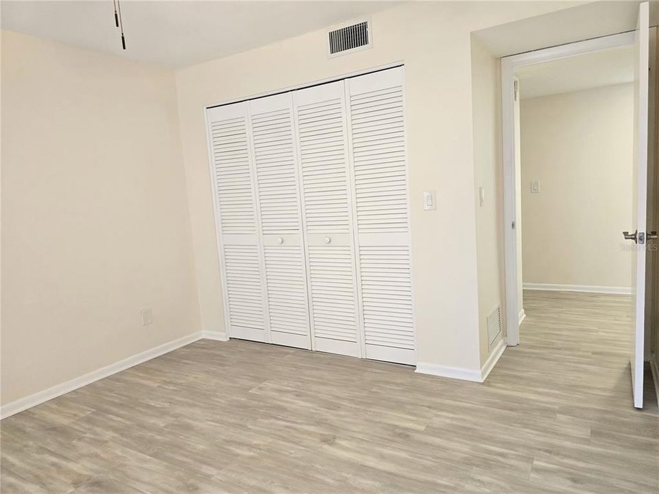 Под контрактом: $325,000 (3 спален, 2 ванн, 1820 Квадратных фут)